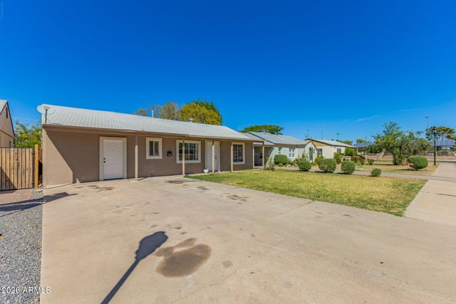 5812 W GARDENIA Avenue, Glendale, AZ 85301