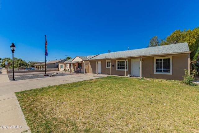 5812 W GARDENIA Avenue, Glendale, AZ 85301
