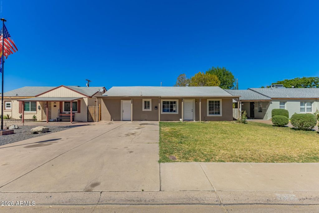 5812 W GARDENIA Avenue, Glendale, AZ 85301