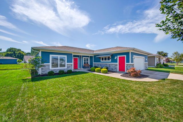 705 N Sobota Way, Trafalgar, IN 46181
