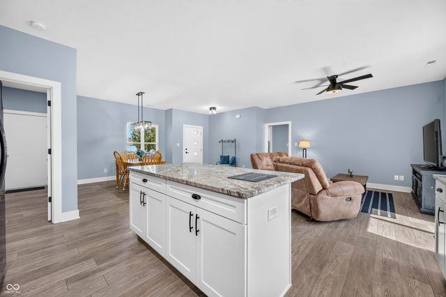 705 N Sobota Way, Trafalgar, IN 46181