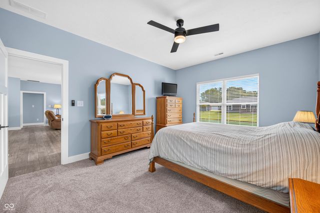 705 N Sobota Way, Trafalgar, IN 46181