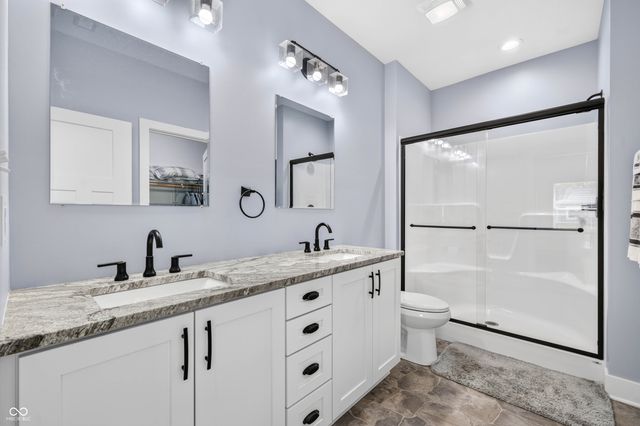 705 N Sobota Way, Trafalgar, IN 46181