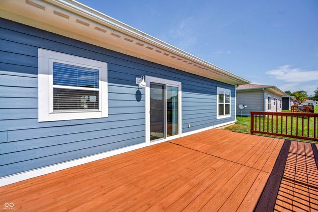 705 N Sobota Way, Trafalgar, IN 46181