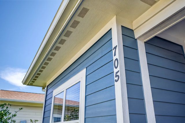 705 N Sobota Way, Trafalgar, IN 46181