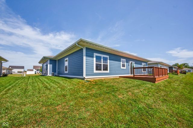 705 N Sobota Way, Trafalgar, IN 46181