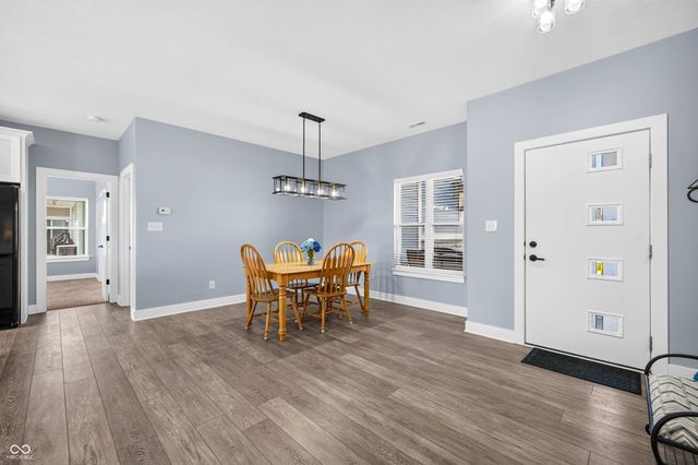 705 N Sobota Way, Trafalgar, IN 46181