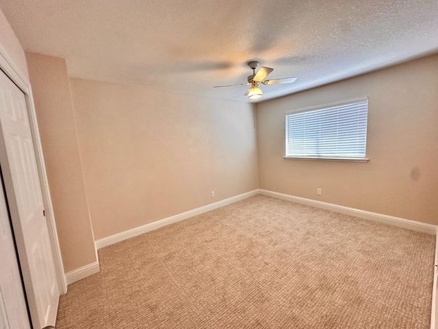 5201 W Magill Avenue, Fresno, CA 93722