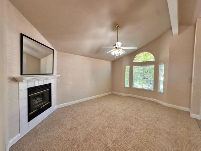 5201 W Magill Avenue, Fresno, CA 93722