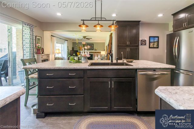 12858 Croftshire Drive, Grand Blanc, MI 48439