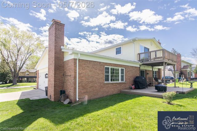 12858 Croftshire Drive, Grand Blanc, MI 48439
