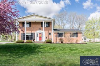 12858 Croftshire Drive, Grand Blanc, MI 48439
