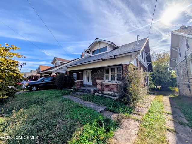 1307 ST MARYS BOULEVARD, Jefferson City, MO 65109