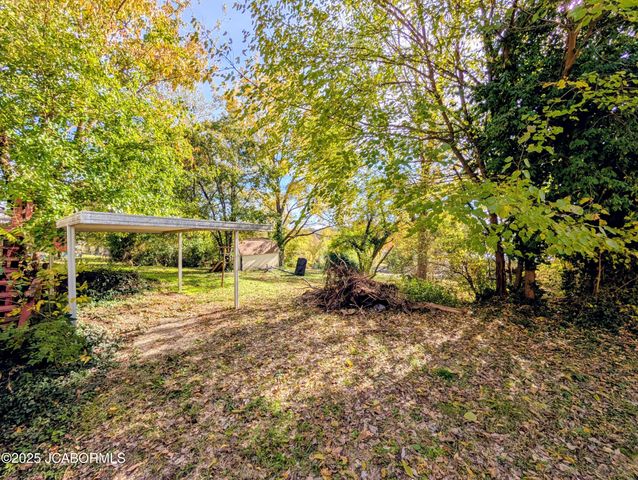 1307 ST MARYS BOULEVARD, Jefferson City, MO 65109