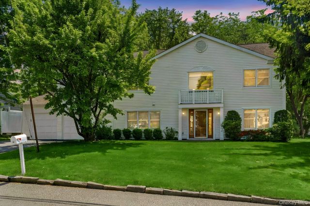 39 Lambert Lane, New Rochelle, NY 10804