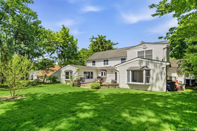 39 Lambert Lane, New Rochelle, NY 10804