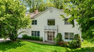 39 Lambert Lane, New Rochelle, NY 10804