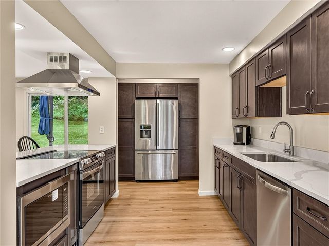 7572 Trotwood Lane, Victor, NY 14564