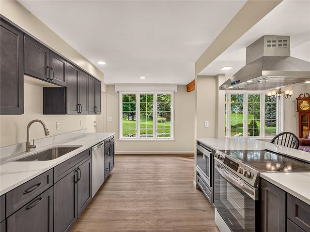 7572 Trotwood Lane, Victor, NY 14564