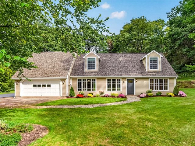 7572 Trotwood Lane, Victor, NY 14564