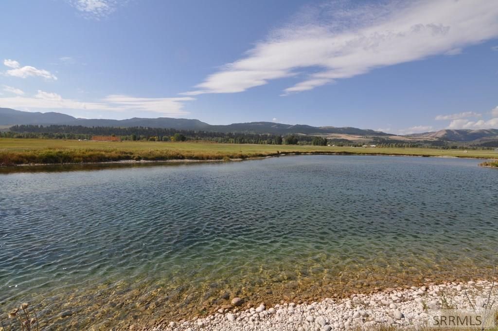 Image 7 of property listing at L9 B3 Swan Springs Drive, Swan Valley, ID 83449
