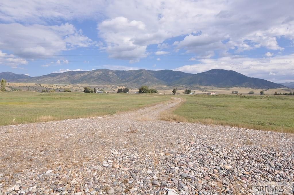 Image 9 of property listing at L9 B3 Swan Springs Drive, Swan Valley, ID 83449