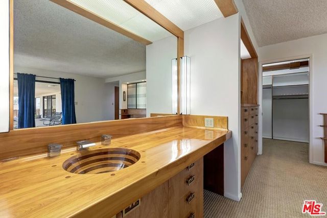 5311 Shenandoah Avenue, Los Angeles, CA 90056