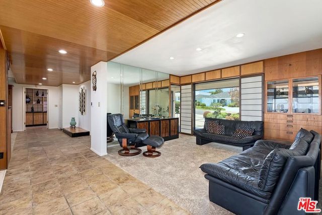 5311 Shenandoah Avenue, Los Angeles, CA 90056