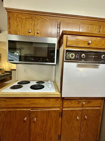 11311 Swallow Street NW, Coon Rapids, MN 55433