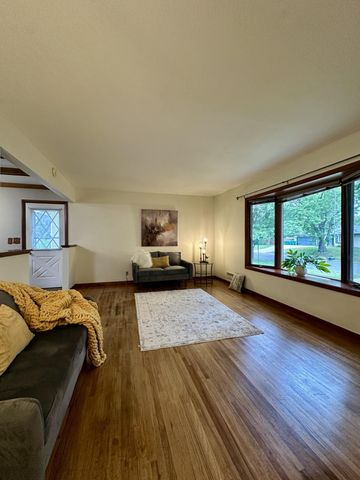 11311 Swallow Street NW, Coon Rapids, MN 55433