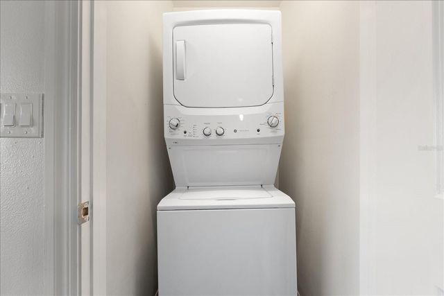 536 BAHIA BEACH BOULEVARD 401A, Ruskin, FL 33570