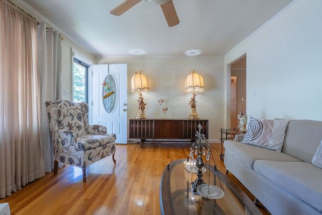91 Priscilla Road, Woonsocket, RI 02895