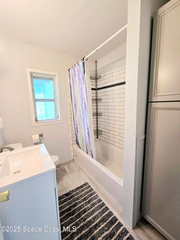 484 Poinciana Drive, Melbourne, FL 32935