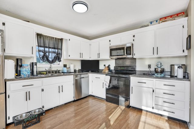 1005 Winesap Rd, Clarksville, TN 37040