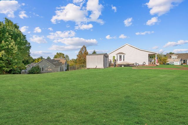 1005 Winesap Rd, Clarksville, TN 37040