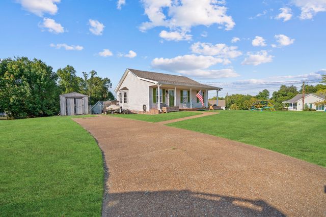 1005 Winesap Rd, Clarksville, TN 37040