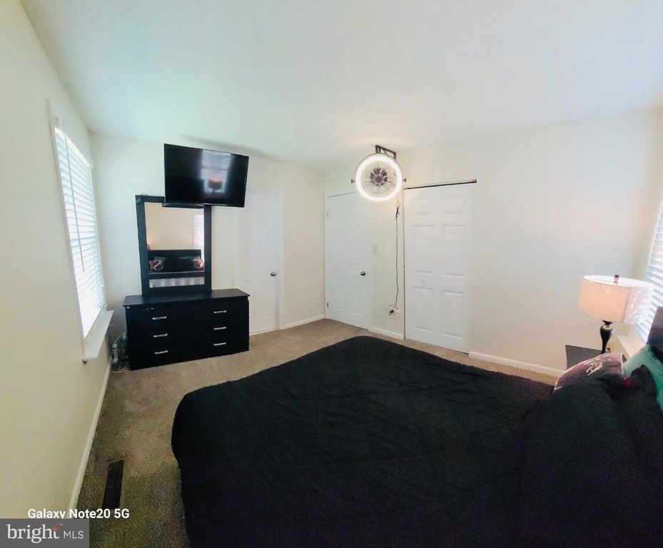 Image 12 of property listing at 1404 ROBERT LEWIS AVE, Upper Marlboro, MD 20774