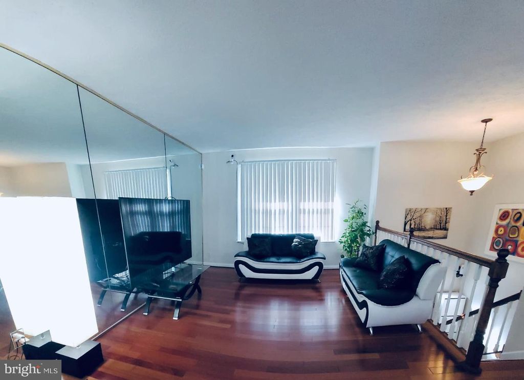 Image 7 of property listing at 1404 ROBERT LEWIS AVE, Upper Marlboro, MD 20774