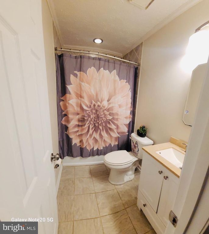 Image 9 of property listing at 1404 ROBERT LEWIS AVE, Upper Marlboro, MD 20774