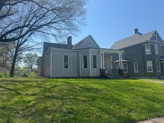 129 N Pennsylvania Avenue, Belleville, IL 62220