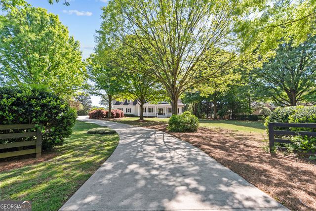1240 Dixie Highway, Madison, GA 30650