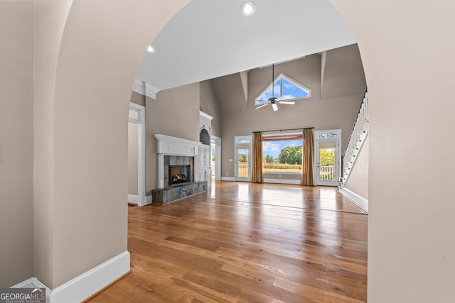 1240 Dixie Highway, Madison, GA 30650