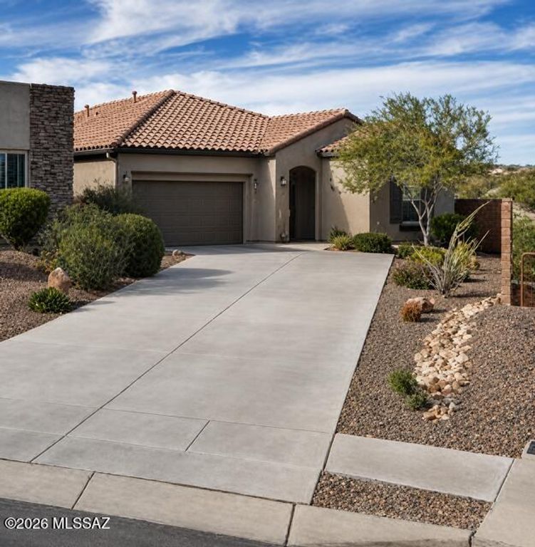 13285 N Stonecrop Lane, Oro Valley, AZ 85755