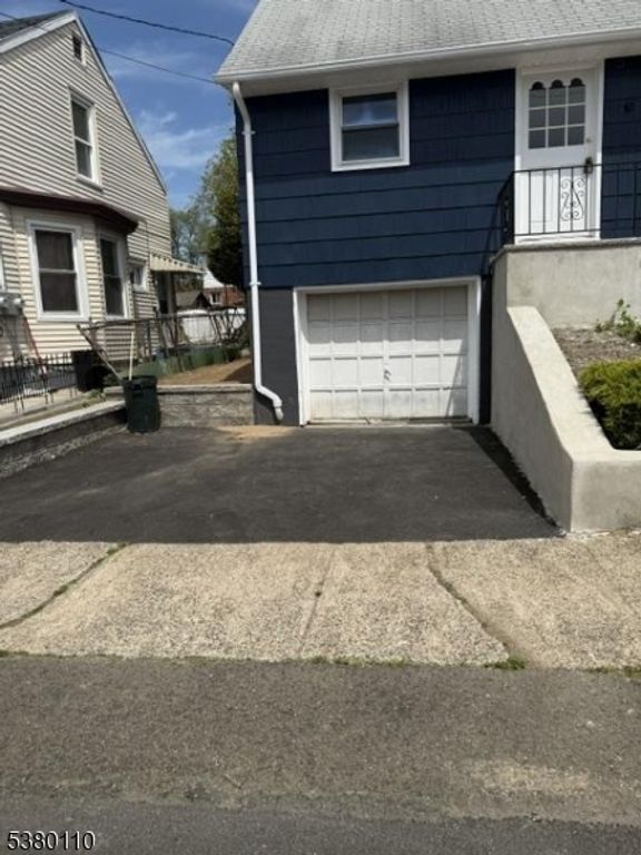 168 Manchester Ave, Paterson City, NJ 07502
