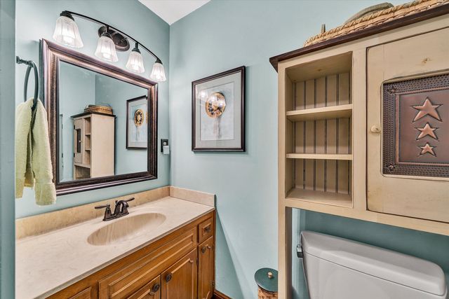 262 Mountain View RD, Troutville, VA 24175