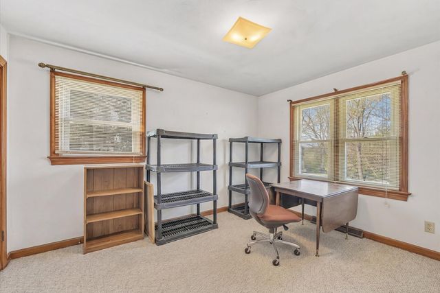 262 Mountain View RD, Troutville, VA 24175