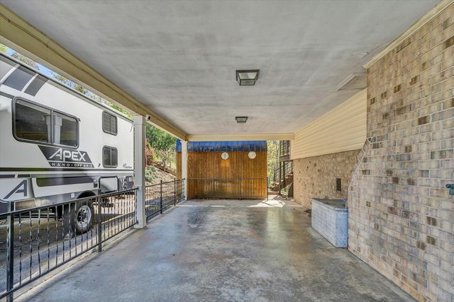 262 Mountain View RD, Troutville, VA 24175