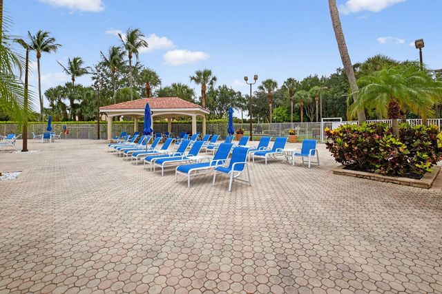 6083 Caladium Road, Delray Beach, FL 33484