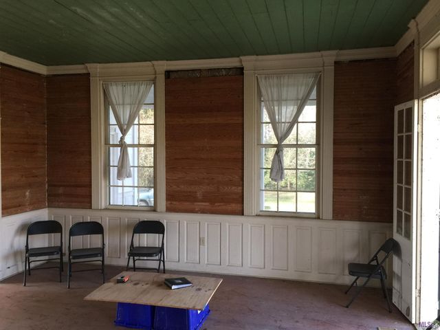 10826 Pointe Coupee Rd, New Roads, LA 70760