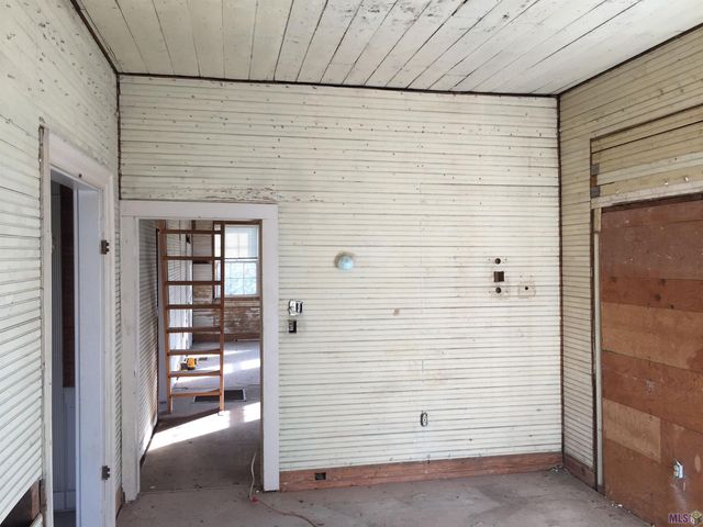 10826 Pointe Coupee Rd, New Roads, LA 70760